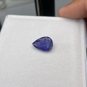 Tanzanita natural de 4.50 quilates, corte pera, calidad AAA con brillo AAA y un bonito color, perfecta para cualquier creación de joyería a un precio económico. - Product Image 3