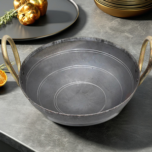 Hierro de calibre pesado de alta calidad Karahi 30 Cm-1,8 kg Utensilios de cocina de chef Karahi/Mango de acero dorado - Product Image 4