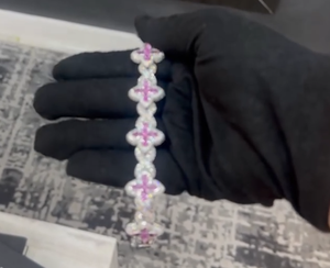 กำไลข้อมือทองคำขาวประดับเพชรแท้และพลอยสีชมพู ดีไซน์ลายดอกไม้สำหรับผู้หญิง สไตล์ฮิปฮอป พร้อมใบรับรอง - Product Image 5