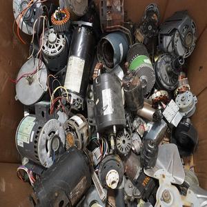 Compresseurs de réfrigérateurs usagés en vrac, qualité HMS, ferraille de moteurs électriques de type électronique, provenance Belgique - Product Image 4