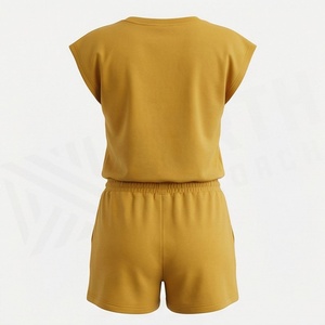 Ensemble tricoté 2 pièces pour femme : T-shirt sans manches et short au-dessus du genou, motif lettres, jaune uni, en coton, tenue décontractée pour le printemps - Product Image 2