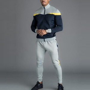 Ensemble de survêtement pour homme avec capuche zippée confortable pour l'entraînement hivernal, logo personnalisé, 100% coton, respirant, coupe-vent, haute qualité - Product Image 3
