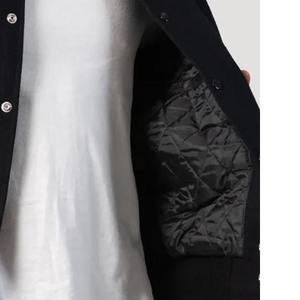 Veste de baseball rétro, corps en laine, manches en simili cuir, badge brodé, style baseball, veste varsity décontractée streetwear pour hommes - Product Image 6