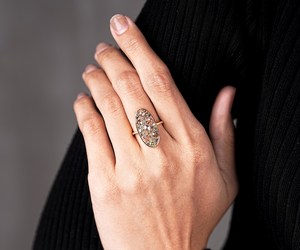 Nuevo Anillo Vintage de Oro Amarillo de 14k con Forma Ovalada, Anillo de Boda con Diamantes Salt & Pepper Rústicos para Ella, Om Gems - Product Image 6