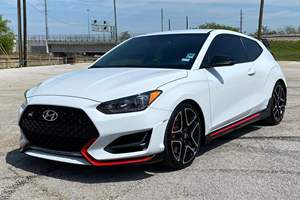 Hyundai Veloster N <span class=keywords><strong>2020</strong></span> d'occasion en bon état, inspecté, boîte manuelle 6 vitesses, moteur turbo 4 cylindres, pack performance, peu modifié - Product Image 4