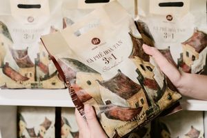 OEM/ODM Café Instantáneo 3 en 1 con Leche y Azúcar, en Polvo, Sabores a Fruta Amarga, Crema, Chocolate y Nueces - Robusta - Product Image 2