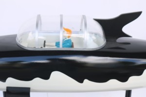 Sous-marin de fiction SHARK inspiré de T!NT!N - Modèle en résine peint à la main pour la décoration intérieure et la collection - Product Image 4