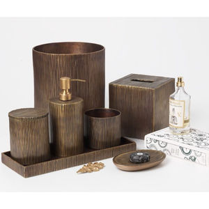 Ensemble de salle de bain de luxe en verre fumé de qualité supérieure avec finition nacrée, comprenant un distributeur de savon et un plateau pour la décoration des salles de bain d'hôtels et des ensembles de vanité - Product Image 3