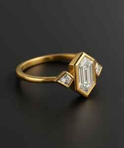 Anillo de Compromiso Clásico con Moissanita de Corte Hexagonal, Oro de 14K, Engaste Completo con Tres Piedras, Anillo de Boda, Regalo de Aniversario para Esposa - Product Image 5