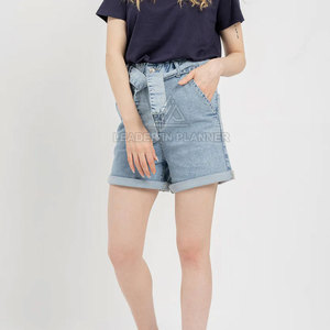Short en jean léger pour femme, design optimal, fabriqué avec des matériaux de qualité supérieure, short en jean pour femme très vendu - Product Image 4