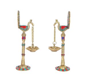 Lampe à huile suspendue artisanale en forme de paon, finition laiton décorative, Diya pour la maison, le temple, la décoration festive - Product Image 6
