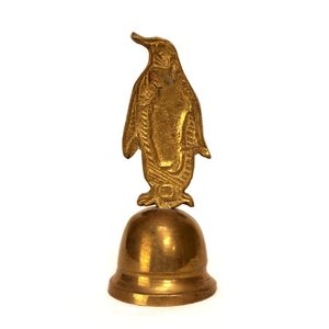 Cloche à main religieuse en laiton moulé d'Inde, style antique, en laiton poli, à prix abordables - Product Image 5