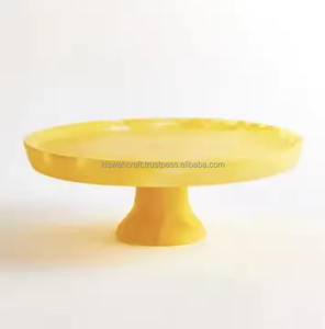 Soporte de pastel de resina epoxi de diseñador de lujo Soportes de exhibición de pastel al mejor precio para Decoración de cumpleaños, bodas y fiestas en la India - Product Image 3