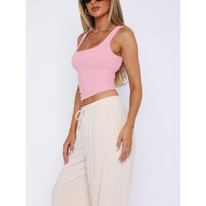 Última Colección 2026: Top Corto Rosa para Mujer con Cuello Cuadrado, Fruncido, de Punto Liso, Sin Mangas, Estilo Casual, ODM OEM - Product Image 4