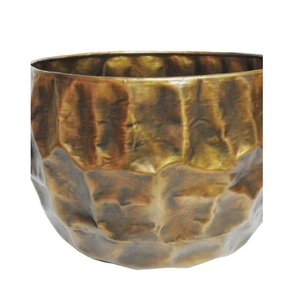 Nuevo y Elegante Florero de Metal Moderno, Hecho a Mano con Artesanía India para Uso Decorativo - Product Image 5