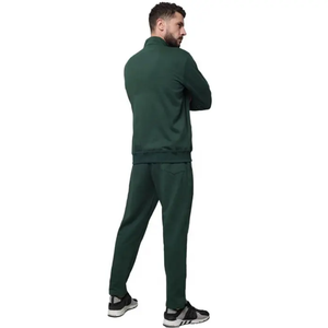 Collection la plus récente de survêtements décontractés pour hommes, fabriqués professionnellement, avec logo personnalisé, couleur unie, respirants et à séchage rapide - Product Image 2