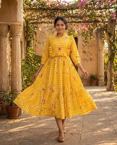 Indian Casual and Summer Wear Floral Print Muslin Silk With Gingham Print <b>Kurtis</b> Collections for Women and Plus Size Available - Product Image 3