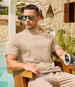 Camiseta de Cuello Alto para Hombre, Sólida, Suave y Ligera, Estilo Urbano, Proveedor Mayorista - Product Image 4