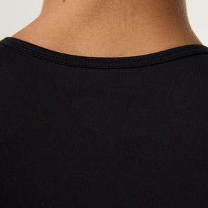 Top Corto Deportivo Negro de Manga Larga Cruzada para Mujer, Tejido de Punto, Spandex, Poliéster, Transpirable, Diseño Sólido, Cintura Alta - Product Image 5