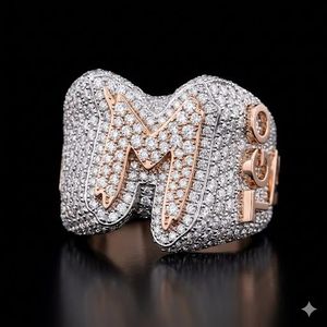 Anillo de Hip Hop Personalizado en Plata S925 con Diamante Moissanite VVS, Chapado en Oro Rosa de Lujo, Certificado IGI, para Unisex - Product Image 1