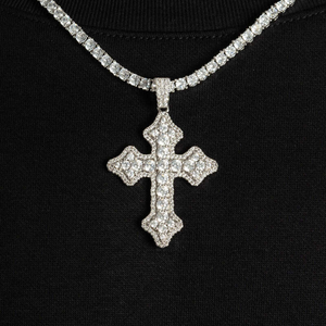Colgante de cruz de eternidad mediana de moissanita plateada, tono blanco, estilo hip hop, collar llamativo, joyería de lujo, amuleto de cruz de eternidad mediana - Product Image 2
