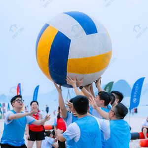 ลูกวอลเลย์บอลเป่าลมขนาดใหญ่สำหรับกิจกรรมสร้างทีม เวียดนาม ผลิตจาก PVC รับประกันความปลอดภัยระหว่างการขนส่ง ใช้ได้ทุกฤดู ยี่ห้อ Thuy Linh ระยะเวลาจัดส่ง 5-10 วัน - Product Image 5