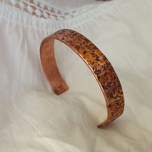 Handmade <b>Copper</b> Bracelet with Polished Surface Finish Suitable for Daily Wear and Gift Giving Occasions - Product Image 5