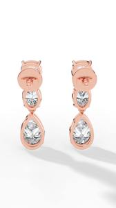 Pendientes Colgantes de Plata de Ley 925 Brillantes con Tres Piedras, Diamantes Cultivados en Laboratorio con Corte Pera Ovalado y Zirconia Cúbica, Certificados por IGI - Product Image 5