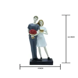 Estatua moderna de pareja con ramo de rosas y corazón, figurita romántica de pareja para aniversario, regalo al por mayor para propuesta de compromiso - Product Image 2