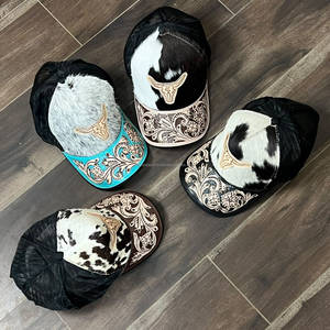 Nouvelle Arrivée 2026 Casquette de baseball snapback unisexe à visière courbée en cuir de vachette repoussé avec patch motif taureau et maille, style casquette de camionneur et chapeau de sport - Product Image 5