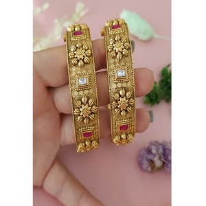 Glamorous Premium Quality Gold Plated Brass Moissanite Beautiful Bangle For Women <b>And</b> girls Wedding Wear Collection - Product Image 1
