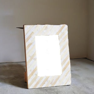 Cadre photo 4x6 en bois sculpté à la main, blanc et or, style vintage antique, pour bureau et mur, cadeau de mariage, décoration rustique murale - Product Image 6