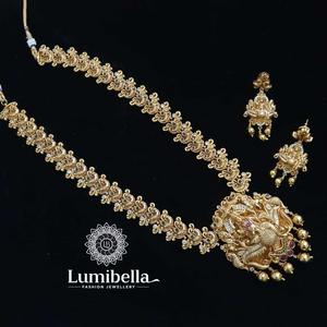 Fashion Temple Necklace Set-Antique Gold Plated Zircon & Pearl Jewelry - Product Image 3