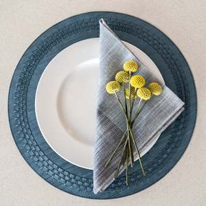 Set di 4 Tovaglioli in Stoffa Ecologici Riutilizzabili Nolita di Mode Living, Lavabili in Lavatrice e Durevoli per Uso Domestico - Product Image 1