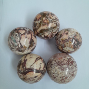 Venta al por mayor de alta calidad 70mm Rosa esfera Natural Indonesia curación cristal piedras preciosas talladas artesanías - Product Image 1
