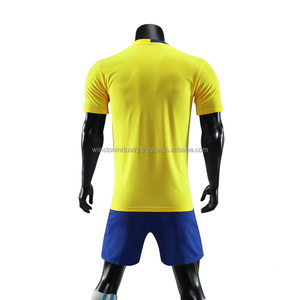 Maillot de football et chaussettes de sport personnalisés, respirants et à séchage rapide, design - Product Image 2