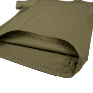 T-shirt en tricot pour homme, vert olive uni, manches courtes, coupe classique, col rond, décontracté, 100% coton, respirant, design uni teint - Product Image 6