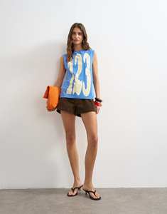 เสื้อยืดคอกลมแขนกุดทรงสปอร์ตผ้าโพลีเอสเตอร์/ใยไผ่แบบกำหนดเอง (OEM) เป็นมิตรกับสิ่งแวดล้อม สำหรับผู้หญิง สวมใส่สบายๆ ในฤดูร้อน - Product Image 2