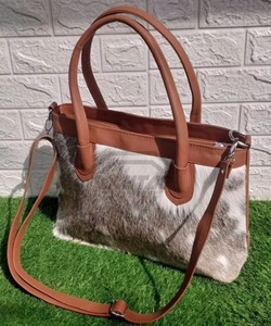 Bolso Tote de Cuero Genuino con Pelo, Venta al por Mayor de Fábrica, Bolso de Hombro Vintage de Gran Capacidad - Product Image 2