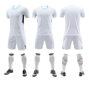 Maillots de football personnalisés 2025 – Ensembles hauts et shorts respirants à séchage rapide pour hommes – Tenues de sport d'équipe par sublimation – Grandes tailles - Product Image 6
