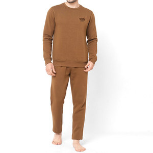 Ensemble de survêtements décontractés pour hommes – Sweat-shirt et pantalon en tissu doux pour le sport, le fitness, le jogging, le style urbain et le quotidien – Survêtements modernes pour hommes - Product Image 1