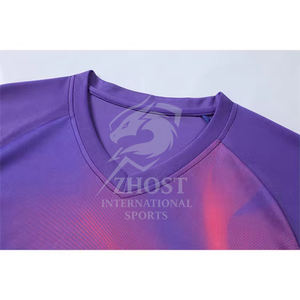 Conjunto de Ropa Deportiva de Fútbol 2026, Camiseta y Pantalones Cortos de Fútbol Profesional para Hombre, Personalizable y a la Moda - Product Image 2