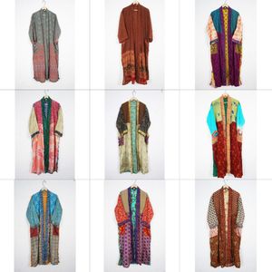 Robe kimono tie-dye 100 % soie faite à la main, séchage rapide, taille unique avec cordon de serrage, matière douce et lisse pour l'été, l'automne et le printemps - Product Image 1
