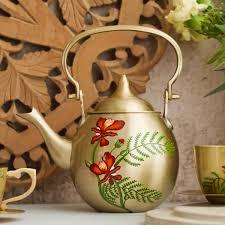 Bouilloire à thé dorée à motif floral avec poignée et couvercle, pot à eau en métal, design floral - Product Image 2