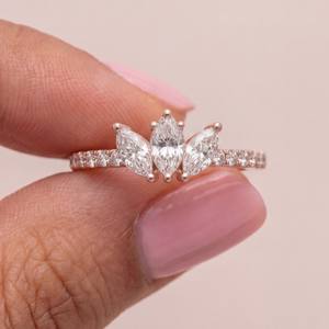 Hermoso Anillo de Compromiso de Plata de Ley 925 con Oro Rosa, Moderno, con Diamantes Brillantes en Engaste de Garra, para Fiesta, Aniversario, Regalo de Boda - Product Image 1