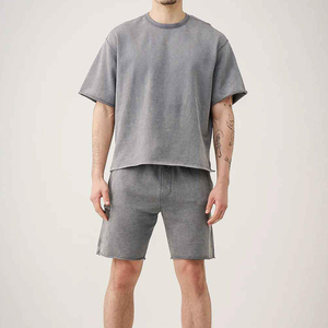 Nouveaux ensembles de shorts pour hommes tendance, de haute qualité, délavés à l'acide, respirants, décontractés, à motif uni, en 2 pièces, avec t-shirt et short personnalisés - Product Image 6
