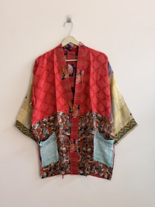 Lot assorti de kimonos vintage en soie de sari, doux, respirants, courts, pour se détendre - Product Image 5
