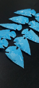 Pointe de flèche en turquoise naturelle polie de 2 pouces, pierre précieuse, cristal, vente en gros pour la fabrication de bijoux, la décoration et les collectionneurs - Product Image 4