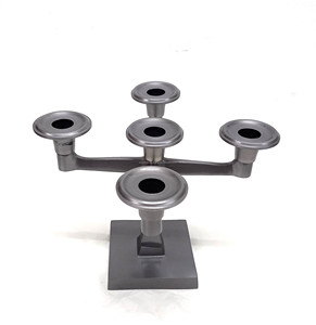 Bougeoir et lanternes en métal de luxe en gros nouveau design pour la décoration de la salle à manger des événements d'Halloween et de Noël - Product Image 3