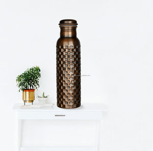Bouteille de cuivre pur en métal Drinkware avec des avantages de santé ayurvédiques Antique - Product Image 4